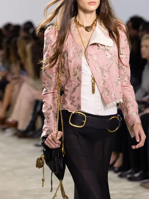 Chloé осень-зима 2025/26 Chloé осень-зима 2025/26