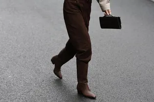 7 пар брюк, которые удобно заправлять в сапоги