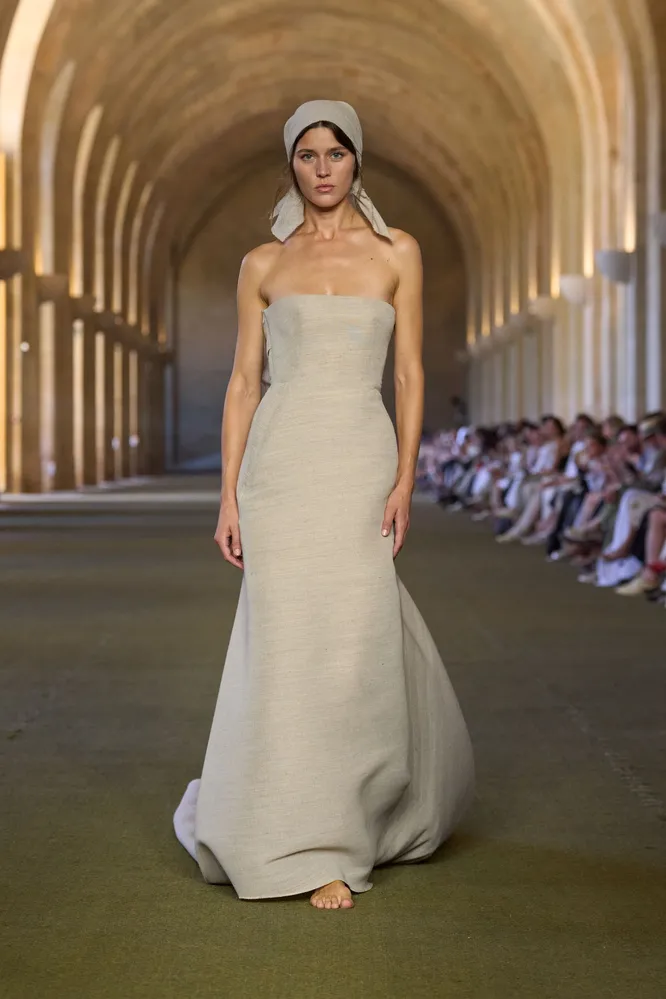 Jacquemus весна-лето 2026