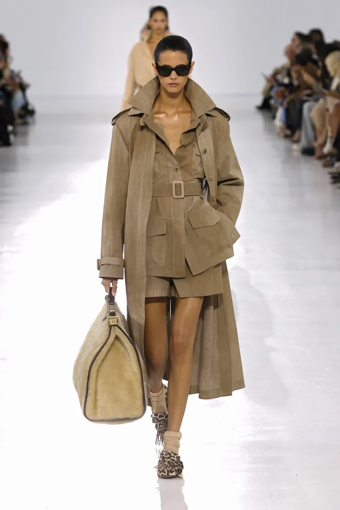 Ermanno Scervino весна-лето 2026