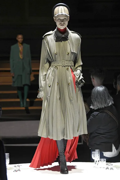 Burberry осень-зима 2022/23 Burberry осень-зима 2022/23