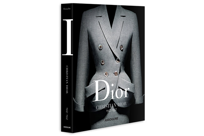 Dior выпустит серию книг о своей кутюрной линии