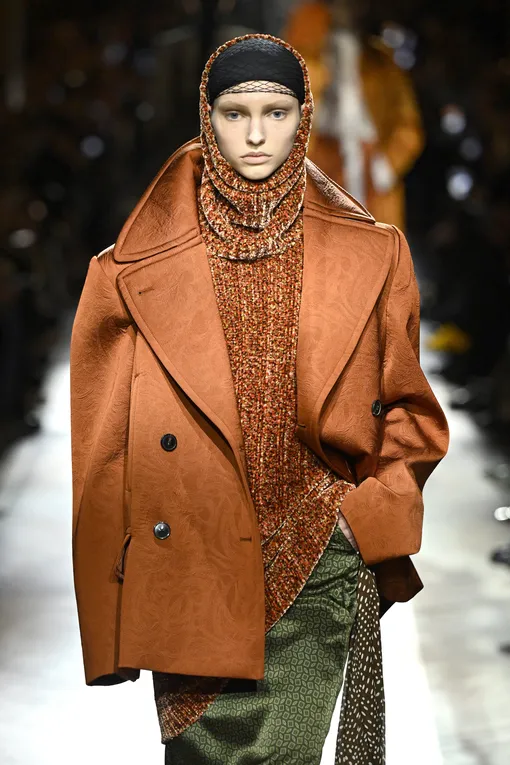 Dries Van Noten осень-зима 2025/2026 Dries Van Noten осень-зима 2025/2026