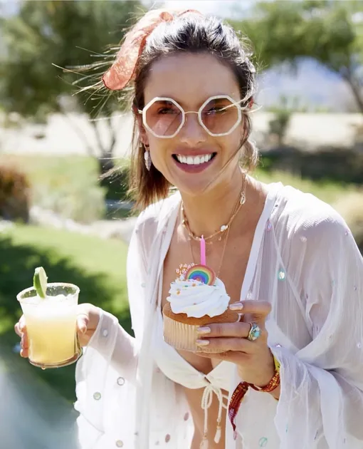 Алессандра Амброзио