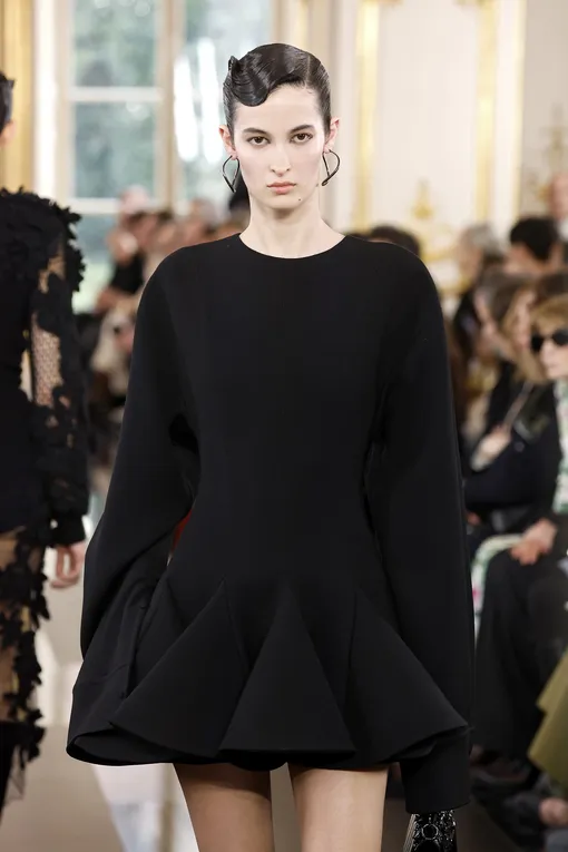 Valentino осень-зима 2024/25 Valentino осень-зима 2024/25