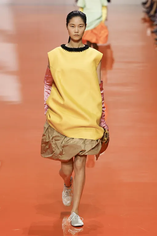 Prada весна-лето 2026