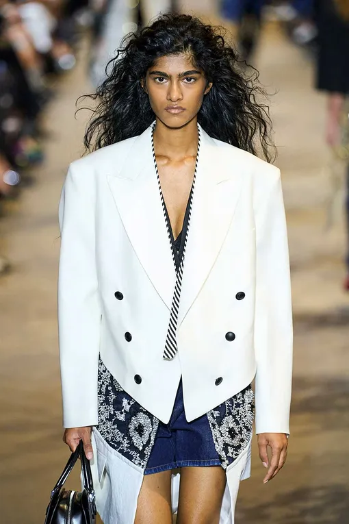 Louis Vuitton весна-лето 2022