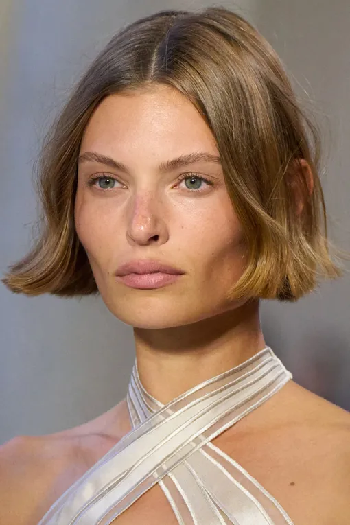 Alberta Ferretti весна-лето 2025