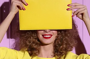 Какая связь между счастьем, шпинатом и новой сумкой? Какая связь между счастьем, шпинатом и новой сумкой?