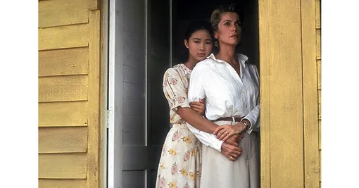 Катрин Денев и Лин Дэн Пэм в фильме «Индокитай», 1992 год Катрин Денев и Лин Дэн Пэм в фильме «Индокитай», 1992 год