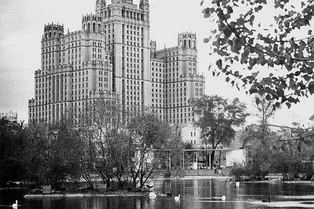 Архитектурный гид по Москве: 6 историй о городе и его знаменитых жителях