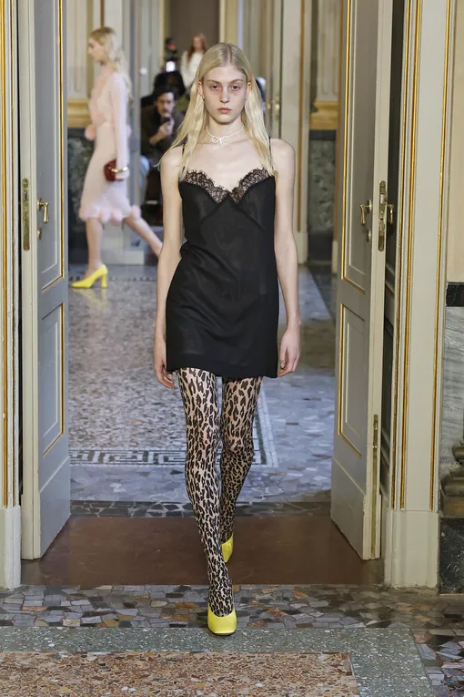 Blumarine осень-зима 2024/25No. 21 осень-зима 2024/25