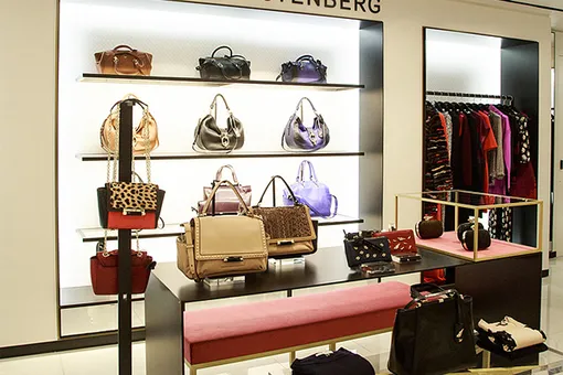 Корнер Diane von Furstenberg в ЦУМе Корнер Diane von Furstenberg в ЦУМе