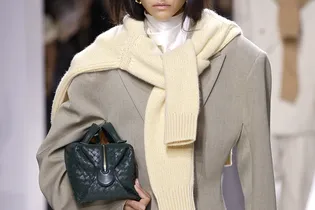 Старые вещи — новые образы: 6 стилистических трюков, которые всегда работают