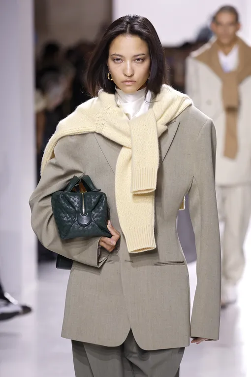 Bottega Veneta весна-лето 2026