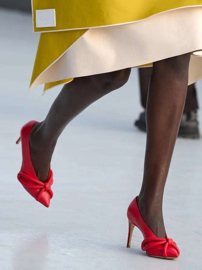 Moschino весна-лето 2027 Moschino весна-лето 2027