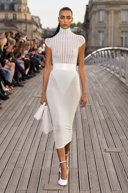 Alaïa весна-лето 2024 Alaïa весна-лето 2024