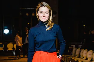 Надежда Михалкова, Ясмина Муратович, Расим и Алла Акперовы на показе Viva Voх