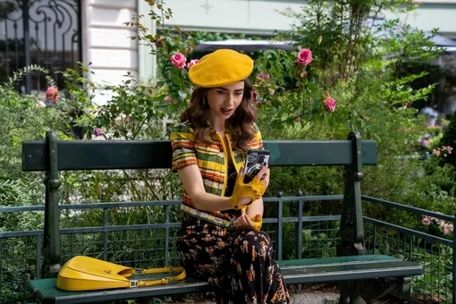 Кадр из сериала «Эмили в Париже» Кадр из сериала «Эмили в Париже»