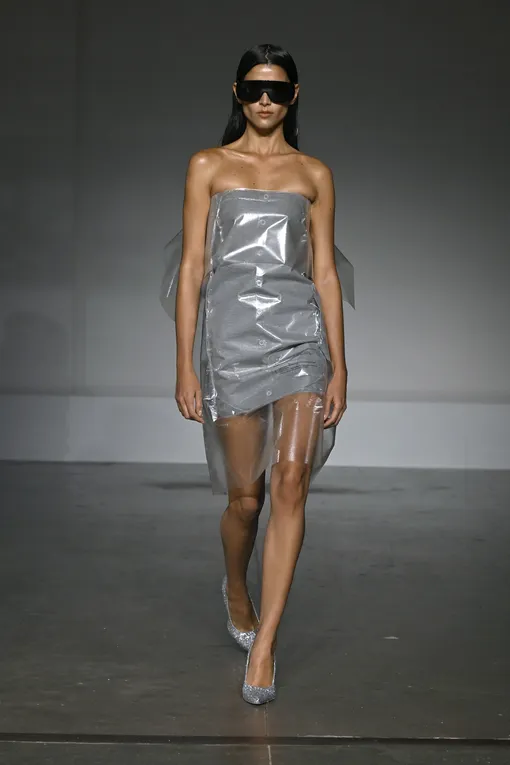 MM6 Maison Margiela весна-лето 2025