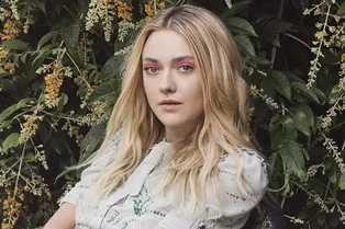 Дакота Фаннинг о домашнем чтении, телевидении и своих первых туфлях Дакота Фаннинг о домашнем чтении, телевидении и своих первых туфлях