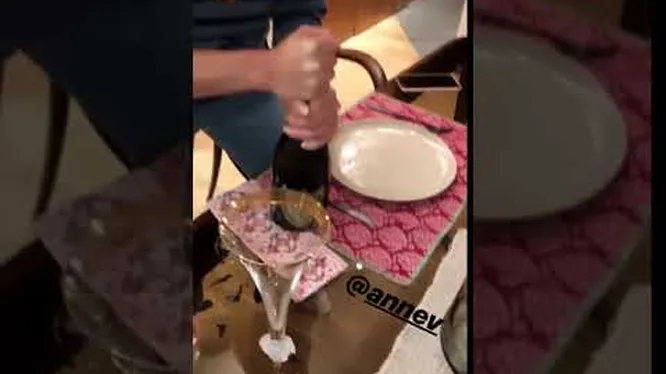 Нажмите и смотрите Нажмите и смотрите