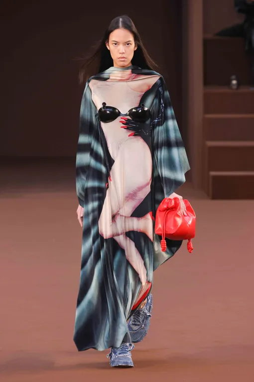 Loewe осень-зима 2022/23 Loewe осень-зима 2022/23