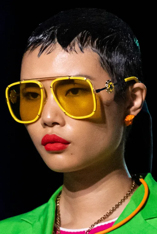 Versace весна-лето 2021