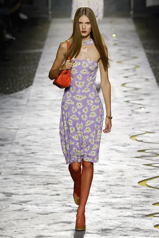 Versace весна-лето 2025