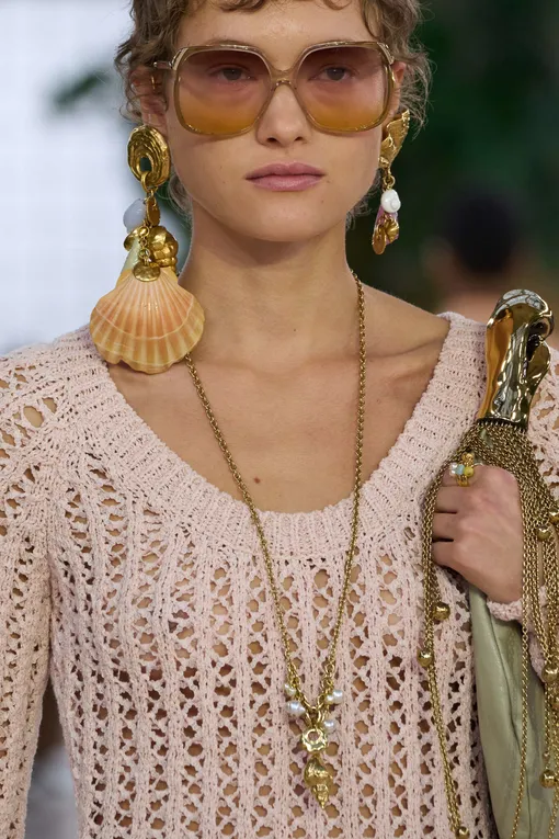 Chloé весна-лето 2025
