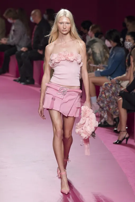 Blumarine весна-лето 2022 Blumarine весна-лето 2022