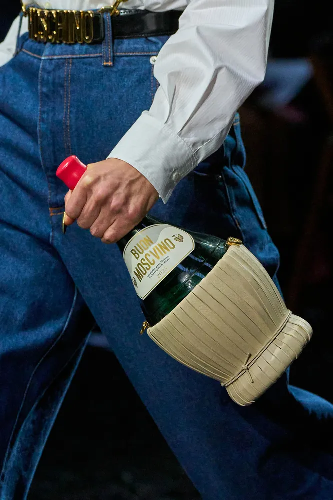 Moschino осень-зима 2025/2026