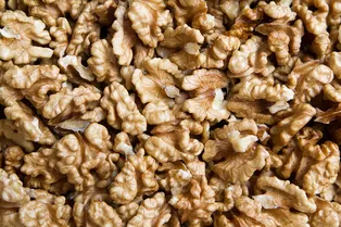 Чем полезны грецкие орехи