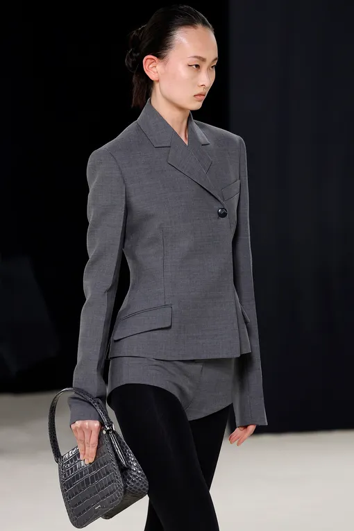 SALVATORE FERRAGAMO осень-зима 20203/24 SALVATORE FERRAGAMO осень-зима 20203/24