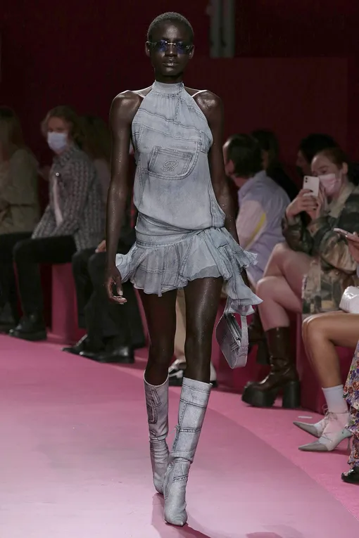 Blumarine весна-лето 2022 Blumarine весна-лето 2022