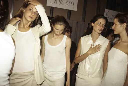 CALVIN KLEIN весна-лето 1999 CALVIN KLEIN весна-лето 1999