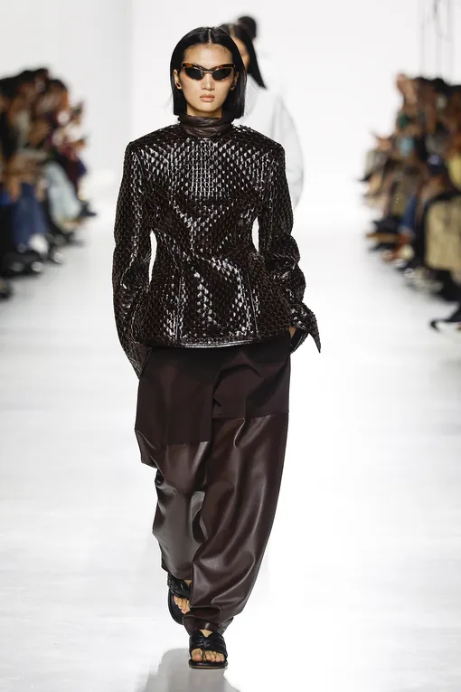 Bottega Veneta весна-лето 2026