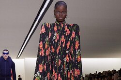 Прошлогодний скандал изменил Balenciaga. Вот какой получилась новая коллекция бренда