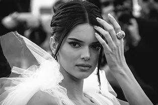 4 знаменитые девушки, которые сталкивались с депрессией