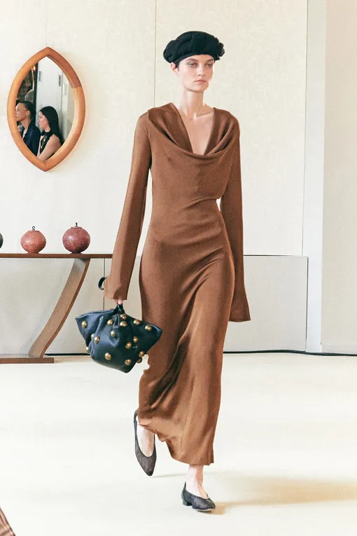 Altuzarra осень-зима 2025 Altuzarra осень-зима 2025