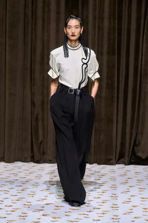 Jil Sander весна-лето 2025 Jil Sander весна-лето 2025