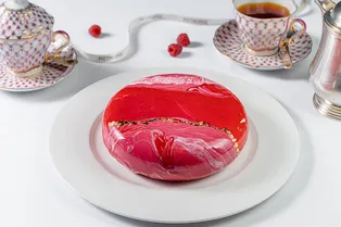 «Метрополь» запустил доставку фирменных блюд от бренд-шефа Андрея Шмакова