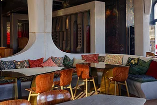 «Горыныч» и властелины огня: за чем идти в самый обсуждаемый ресторан Москвы