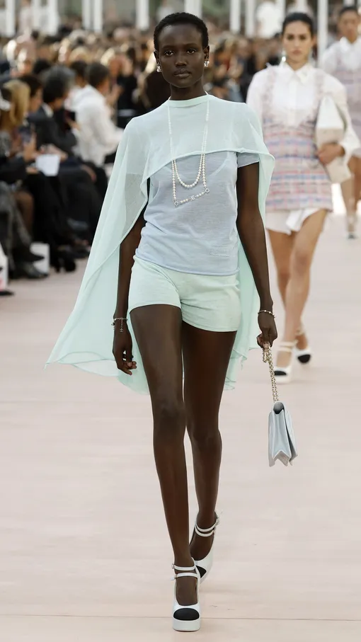 Chanel весна-лето 2025 Chanel весна-лето 2025