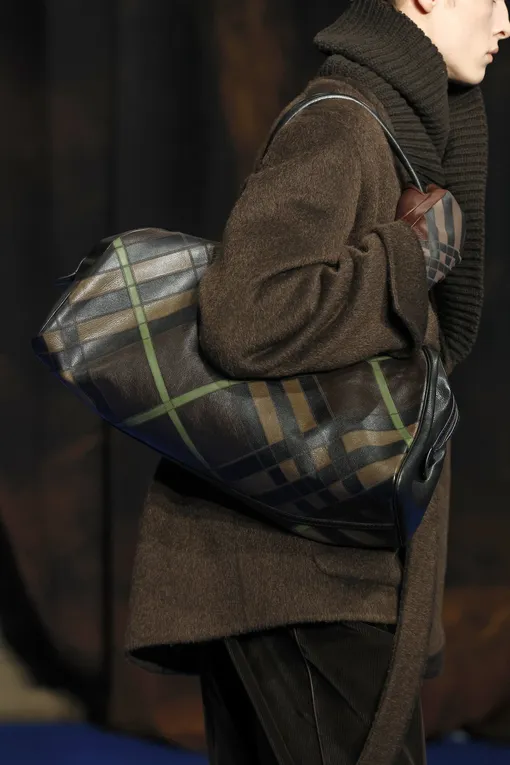 Burberry осень-зима 2025/26