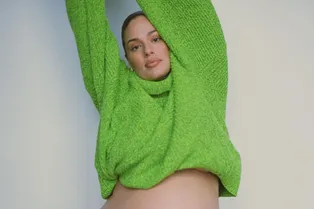 У модели Эшли Грэм родилась двойня