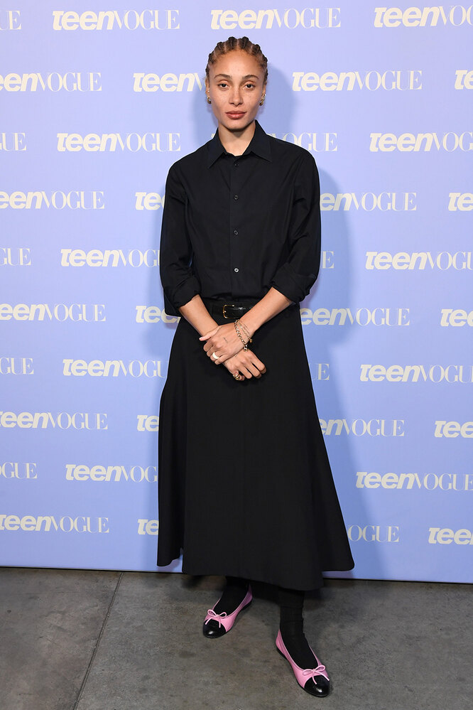 Адвоа Абоа на Teen Vogue Summit 2022, ноябрь 2022 года